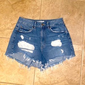 Denim distressed shorts